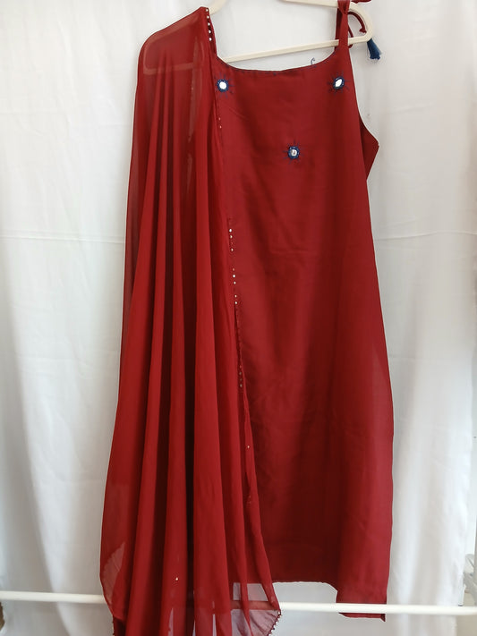 Maroon sleeves with extra sleeve inside dupatta and trouser